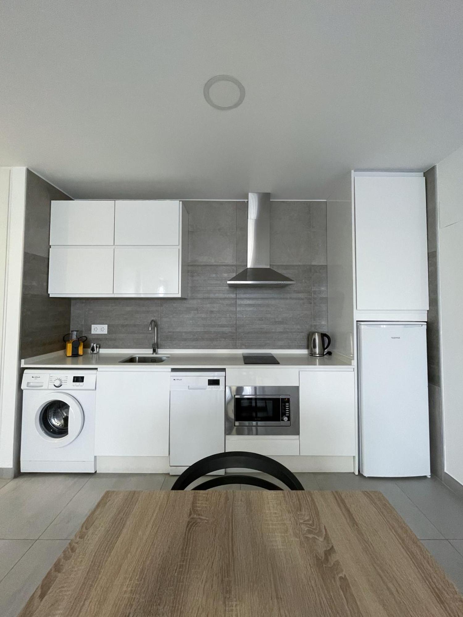 Apartamentos Lusitania Parking Gratis Bajo Disponibilidad Mérida Eksteriør billede